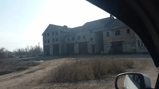 в продаже административно-коммерческий комплекс, расположенный на трассе мариуполь-мелекино Мариуполь