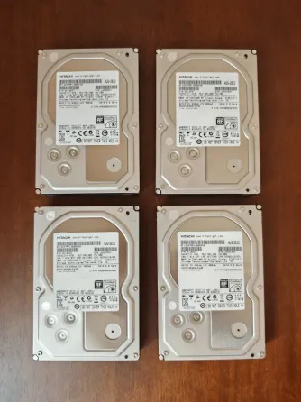 Жесткий диск Hitachi 4 тб, SATA, 3.5" Донецк