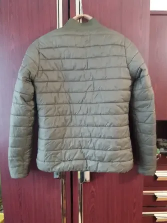 Продам легкую куртку р. 42 s Донецк