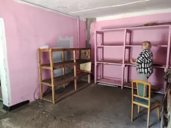 Сдается в аренду торговый магазин на территории Шахтерского хлебозавода Шахтерск