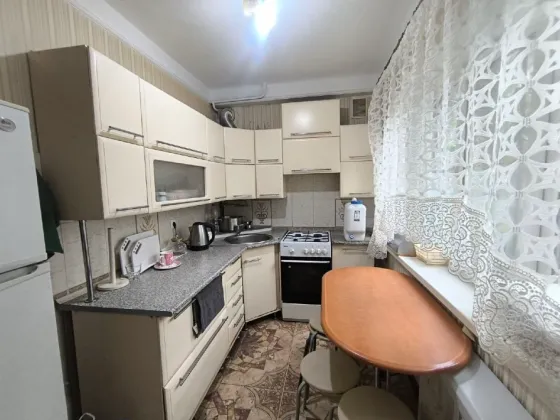Продажа 3 комнатной квартиры в Куйбышевском районе. Куйбышева 155. Лучиано. Спорт-Макс. Галактика Донецк