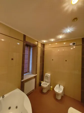 Продается 3 комнатная квартира в жк Замковый Донецк