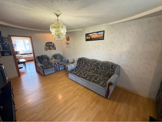 Продажа 3-х Ком.,Кв.в Ленинском районе , Цирк Космос и Трк Молоко , Парк Щербакова через дорогу ! Донецк