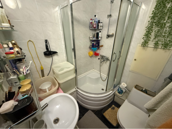 Продажа 3-х Ком.,Кв.в Ленинском районе , Цирк Космос и Трк Молоко , Парк Щербакова через дорогу ! Донецк
