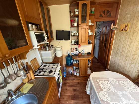 Продажа 3-х Ком.,Кв.в Ленинском районе , Цирк Космос и Трк Молоко , Парк Щербакова через дорогу ! Донецк