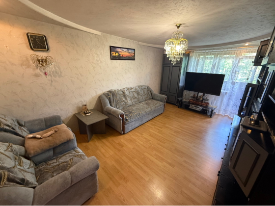 Продажа 3-х Ком.,Кв.в Ленинском районе , Цирк Космос и Трк Молоко , Парк Щербакова через дорогу ! Донецк
