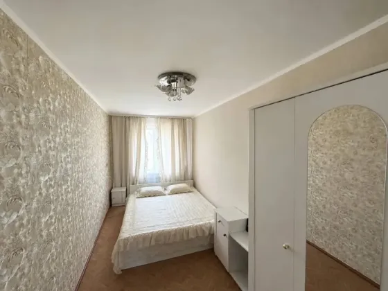 Продам 3-комнатную квартиру в Ильичевском районе г. Мариуполя Мариуполь