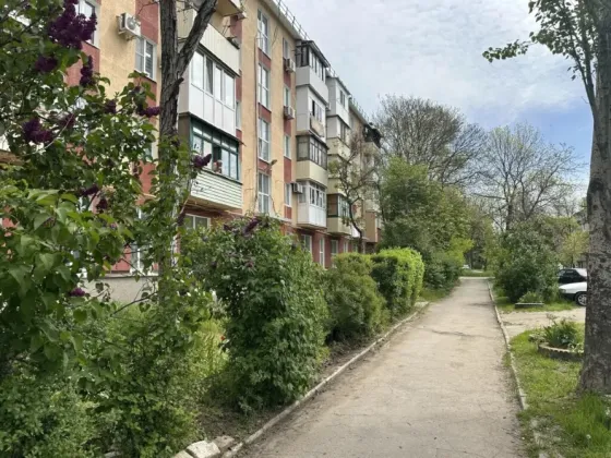 Продам 3-комнатную квартиру в Ильичевском районе г. Мариуполя Мариуполь