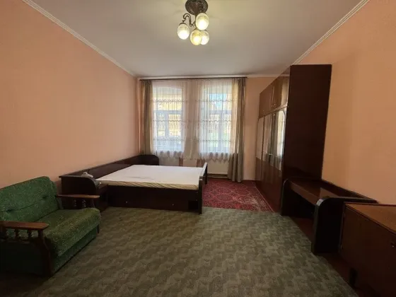 1-к квартира, 35 м2, 3/5 эт. Мариуполь
