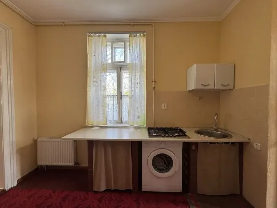 1-к квартира, 35 м2, 3/5 эт. Мариуполь