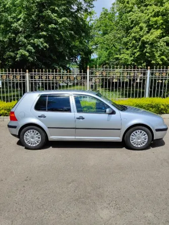 Продам автомобиль VOLKSWAGEN GOLF 4 Донецк