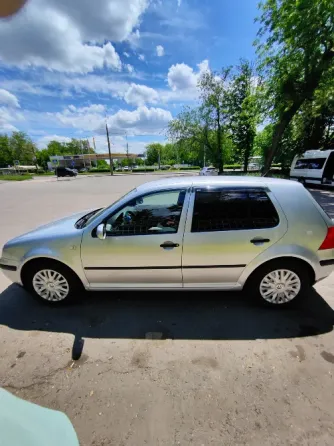 Продам автомобиль VOLKSWAGEN GOLF 4 Донецк
