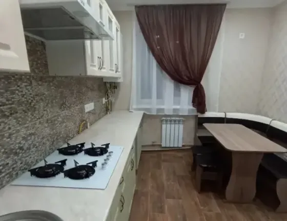 Сдам 3-к квартиру на 92-х квартирном. Вода 24/7 Макеевка