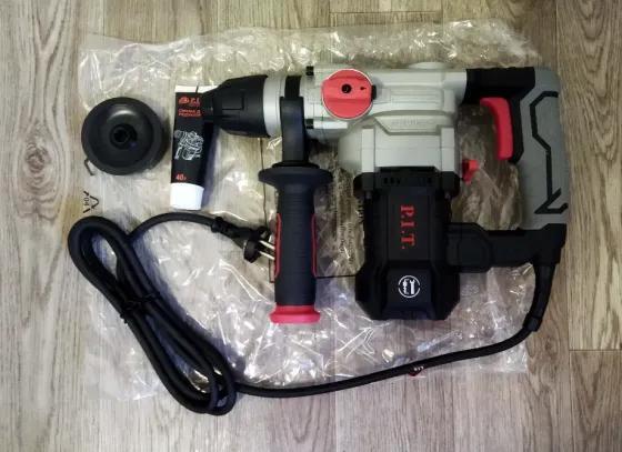 Продам мощный перфоратор p.i.t. pbh26-C4 Донецк