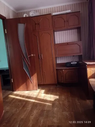 Продам 3-х ком квартиру Торез