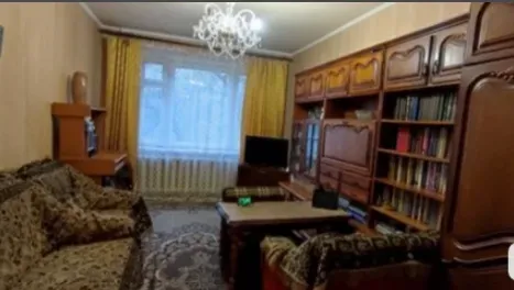 Продаётся 3-комнатная квартира чешка мкр. Цветочный Донецк