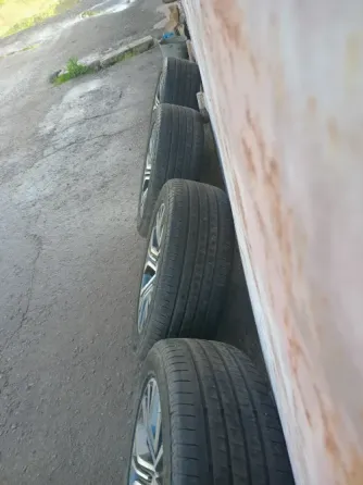 Продаю комплект колёс р 18,разболтовка 5 на 114 3 Донецк