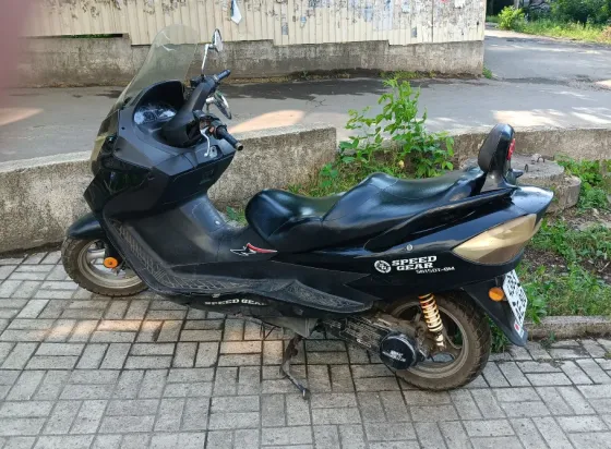 Продам макси скутер Донецк