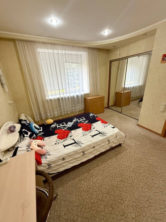 Продажа жилого дома 272 кв.м. в Ленинском р-не (х-р Широкий) Донецк
