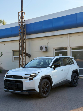 Toyota RAV 4 новая в наличии в Донецке 2025 год 11 месяц 6 поколения Донецк
