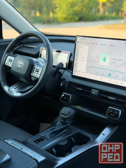 Toyota RAV 4 новая в наличии в Донецке 2025 год 11 месяц 6 поколения Донецк - изображение 8