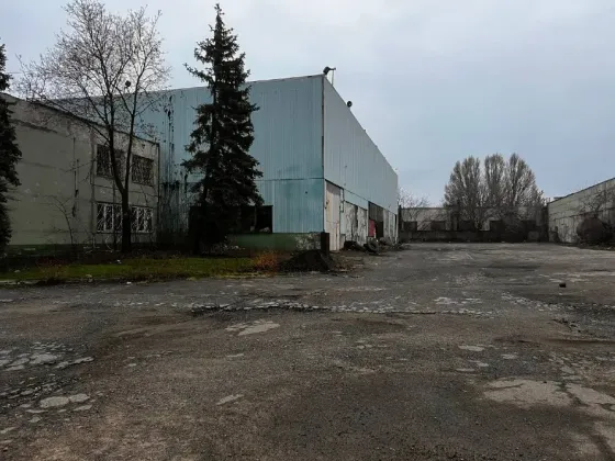 Продажа промышленно-офисной базы 2300 м2 Луганск
