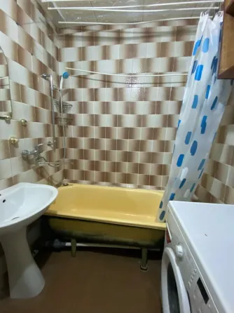 Сдам 2 комн.кв Текстильщик, 27 Больница. Терешковой Донецк