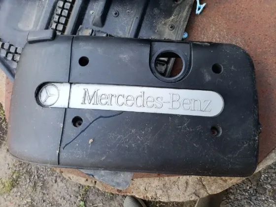 Крышка двигателя Mercedes Донецк