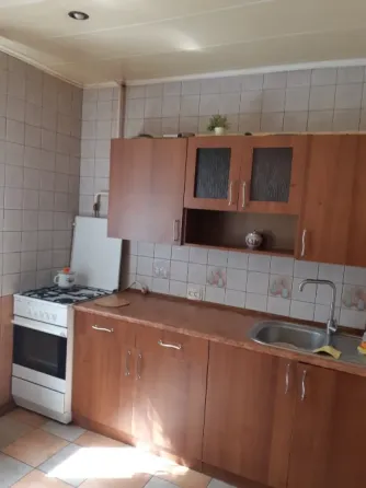 Продам квартиру 3 х комнатную м-рн Широкий Донецк