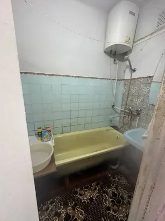 Продается 1-ком. квартира, г. Торез, мкр.2, д.44 Торез