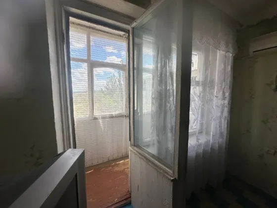 Продается 1-ком. квартира, г. Торез, мкр.2, д.44 Торез