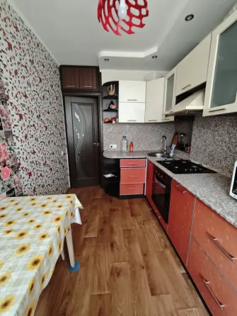 Продаётся 3-комнатная квартира в Ильичёвском районе г. Мариуполя Мариуполь