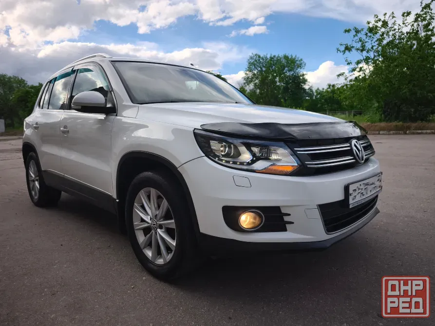 Volkswagen Tiguan 2013г., Двигатель 2L Турбо бензин, Полный привод, Коробка автомат, Пробег 93 тыс Торез - изображение 2