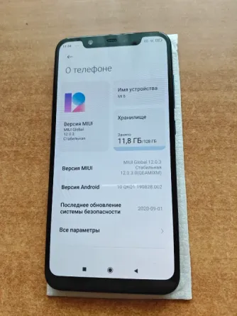 Продам телефон Xiaomi Mi8 Донецк