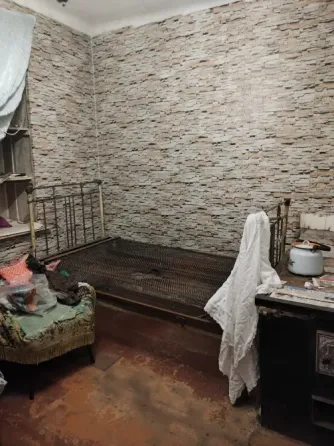 Продаётся на Пролетарке дом недорого. Донецк