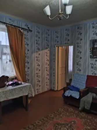 Продаётся на Пролетарке дом недорого. Донецк