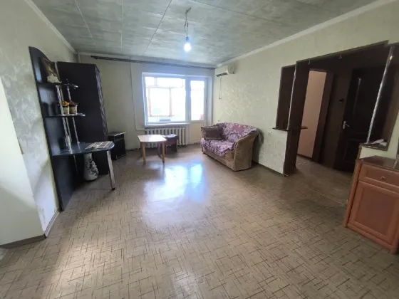 Продажа Крупногабаритной 1-комнатной в Калининском районе. Пархоменко. Сквер Строитель, пр-т Мира Донецк