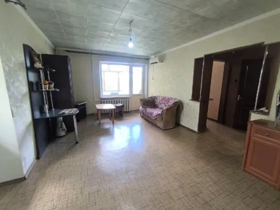 Продажа Крупногабаритной 1-комнатной в Калининском районе. Пархоменко. Сквер Строитель, пр-т Мира Донецк