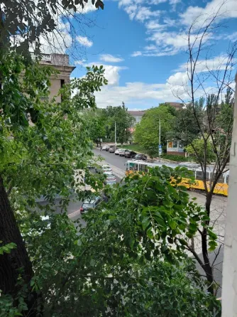 Продажа крупногабаритной 3 к квартиры в Ворошиловском р-не Донецк
