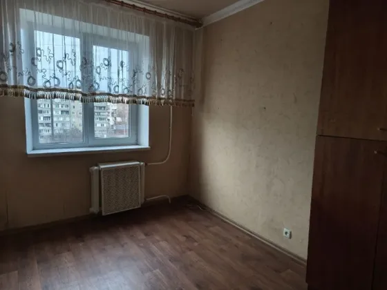 Продам 3-х комнатную квартиру на Зелёном в районе Танка Макеевка