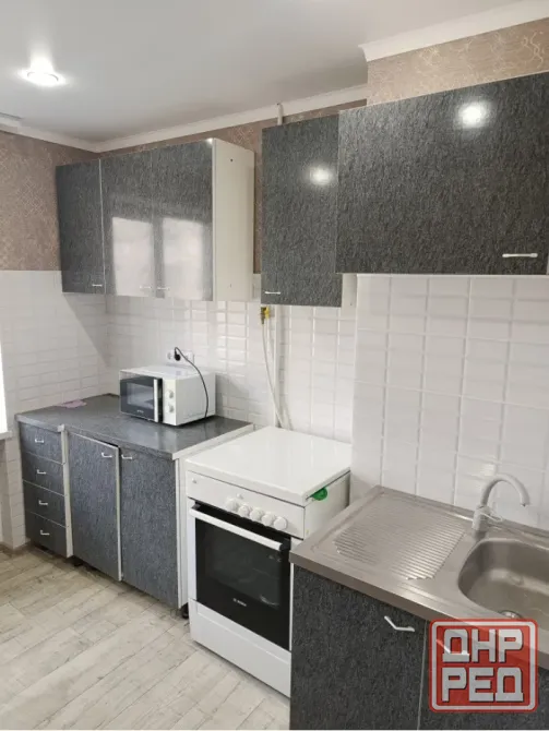 Продаю 2 -комн.кв.центре г. Харцызск, ул.Краснознаменская д.75 этаж - 6. Вода есть всегда по графику Харцызск - изображение 3