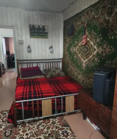 Продам 3-х комнатную квартиру на Зелёном Макеевка