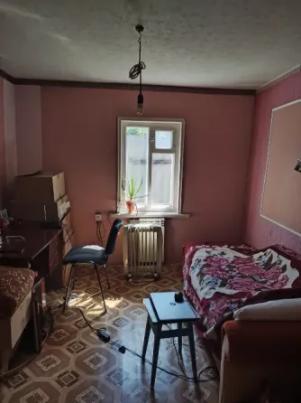 Продаётся небольшой дом на Буденновке со всеми удобствами. Донецк