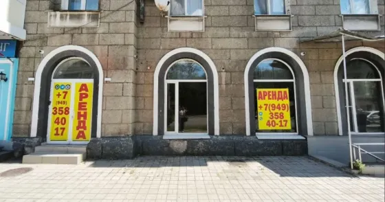 Аренда Кафе\ Банк\ Магазин\ Салон 200кв м около б.Пушкина Донецк
