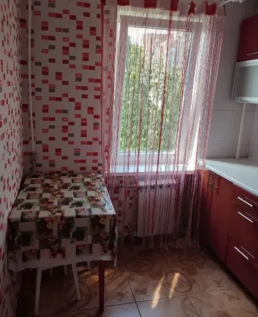 Сдам 1-комнатную квартиру в Центре Макеевки, Солнечный м-н Макеевка