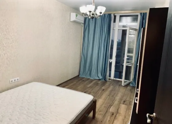 Сдаю 1-к квартиру в Пролетарском р-не, улица Щетинина, 5 Донецк