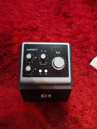 Audient ID4 mk ll аудио интерфейс звуковая карта Макеевка