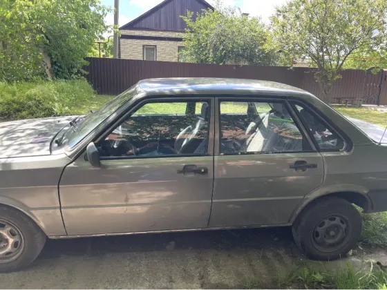 Продам на разборку Audi 80. Предлагайте цену. Собственик. Донецк