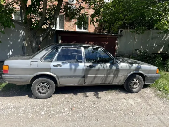 Продам на разборку Audi 80. Предлагайте цену. Собственик. Донецк