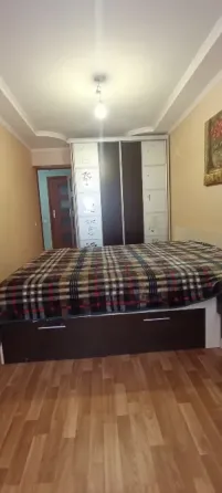 Сдам 2-х комнатную в Пролетарском р-не на Прожекторной. Всё необходимое есть. Бак 400 л. Донецк